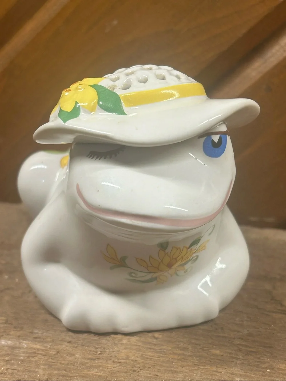 Vintage Avon 1980 “Winking Frog